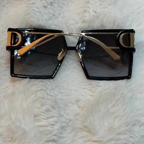 Dior 30Montaigne SU Sunglasses - Picture 1 of 6